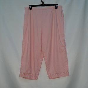 Norton plus size pink capris
